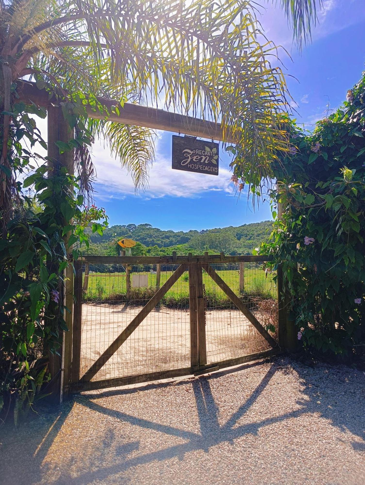 Recanto Zen Praia Do Rosa Room photo